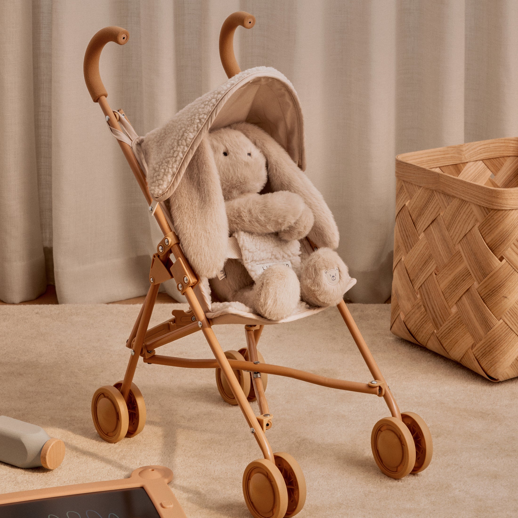 Herring & Bones - Concept Store Joyeux - LIEWOOD - Peluches et Jouets - Jouet poussette "Elsie"