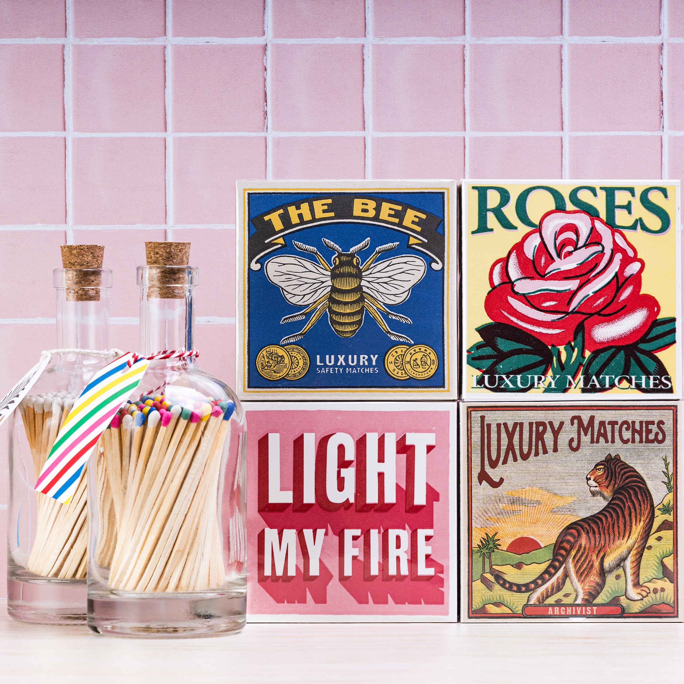 Herring & Bones - Concept Store Joyeux - Archivist Gallery - Allumettes - Boîte d'allumettes "The Bee"