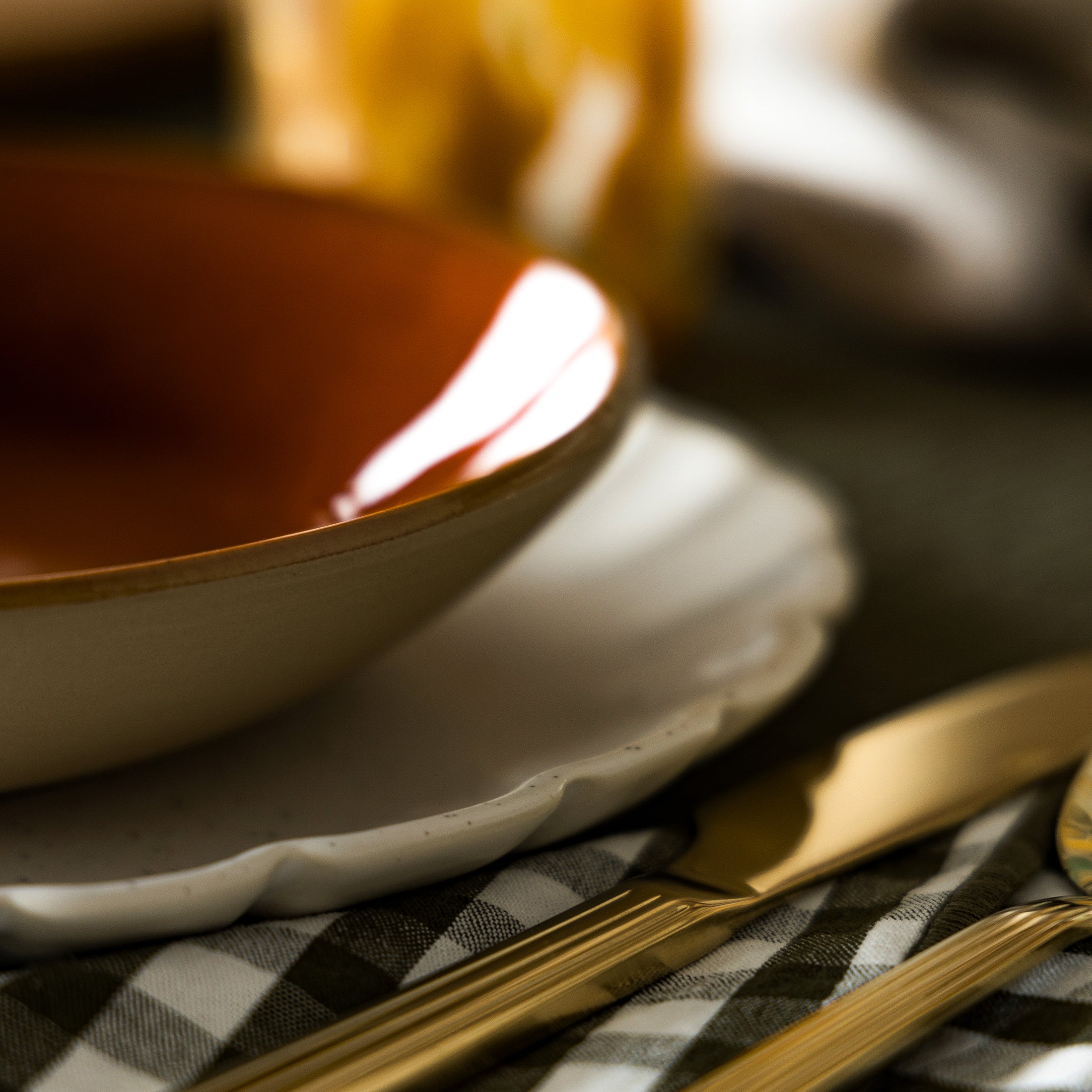 Herring & Bones - Concept Store Joyeux - Aida - Couverts - Set de 16 couverts couleur "Champagne"