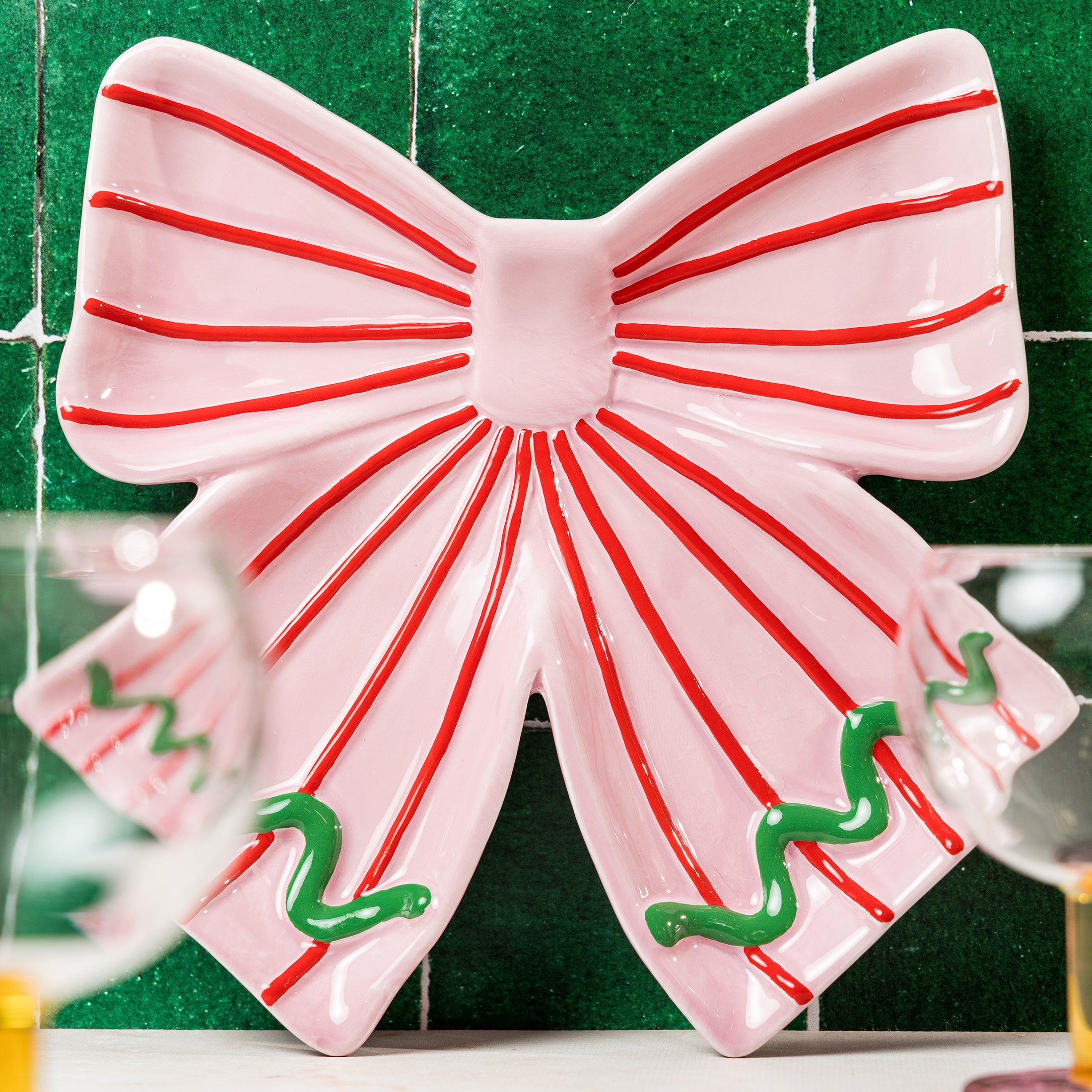 Herring & Bones - Concept Store Joyeux - &klevering - Plateaux - Assiette décorative "Ribbon"