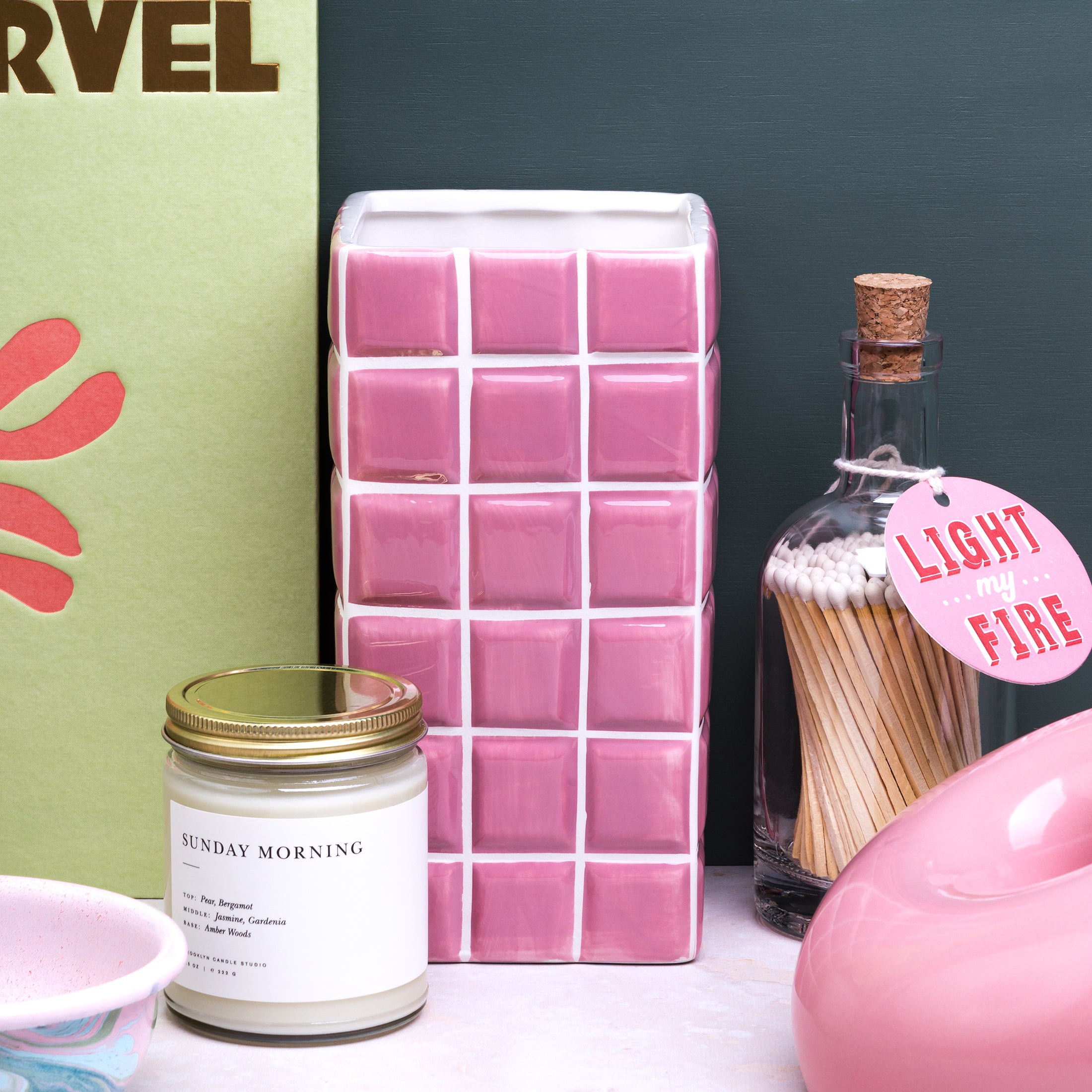 Herring & Bones - Concept Store Joyeux - Brooklyn Candle Studio - Bougies Parfumées - Bougie Minimalist "Sunday Morning"