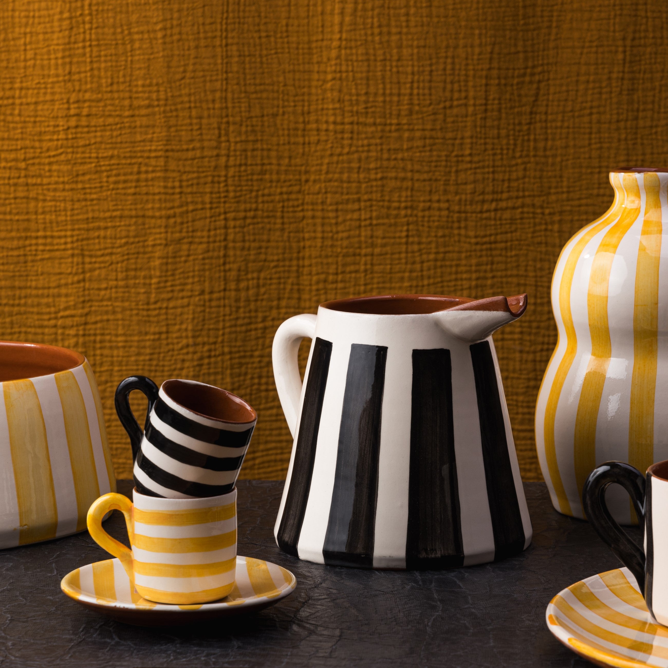 Herring & Bones - Concept Store Joyeux - Casa Cubista - Tasses - Tasse à espresso et sa sous-tasse "Bold"