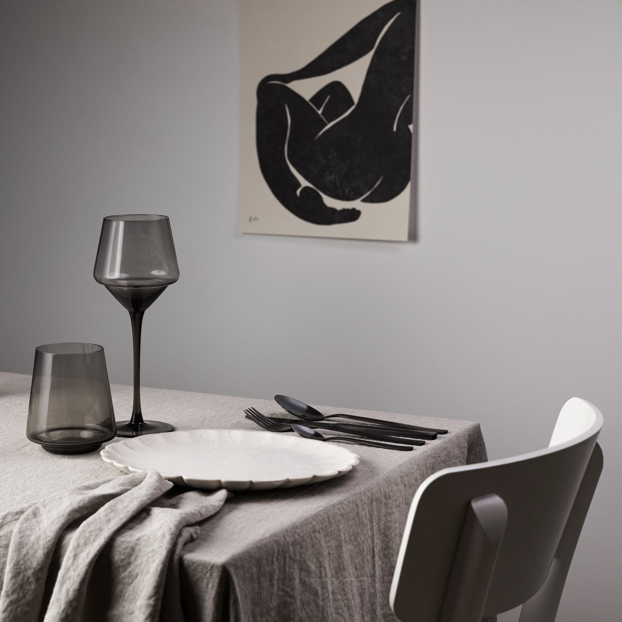 Herring & Bones - Concept Store Joyeux - Aida - Couverts - Set de 16 couverts couleur "Noir Mat"