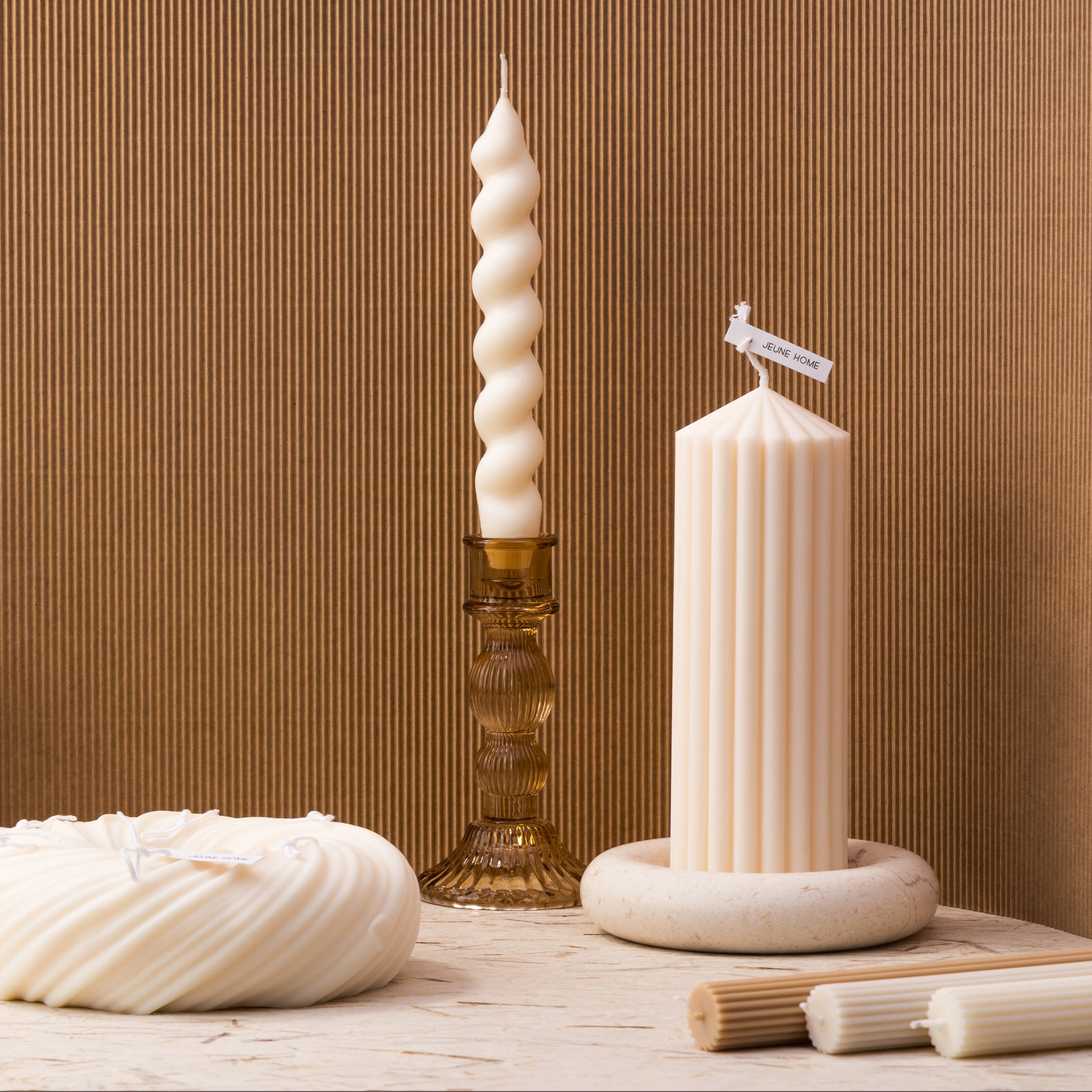 Herring & Bones - Concept Store Joyeux - Jeune Home - Bougies Déco - Grande bougie à rainures