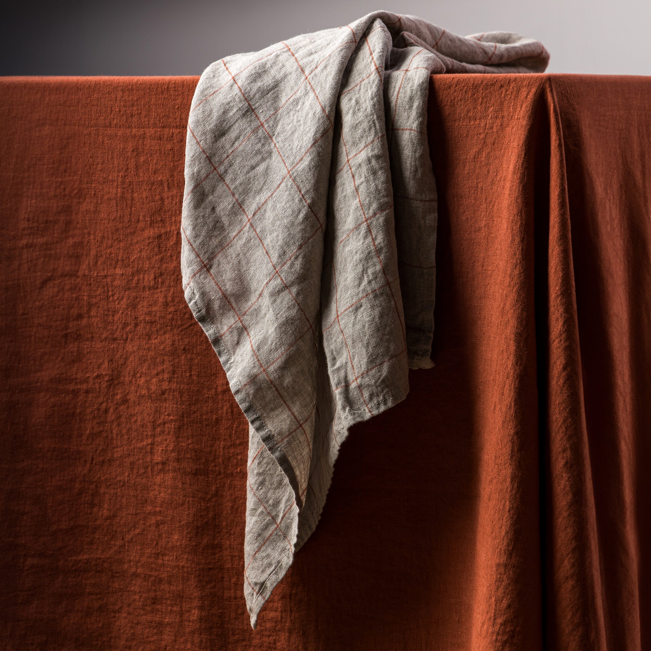 Herring & Bones - Concept Store Joyeux - LinenMe - Nappes - Nappe en lin lavé