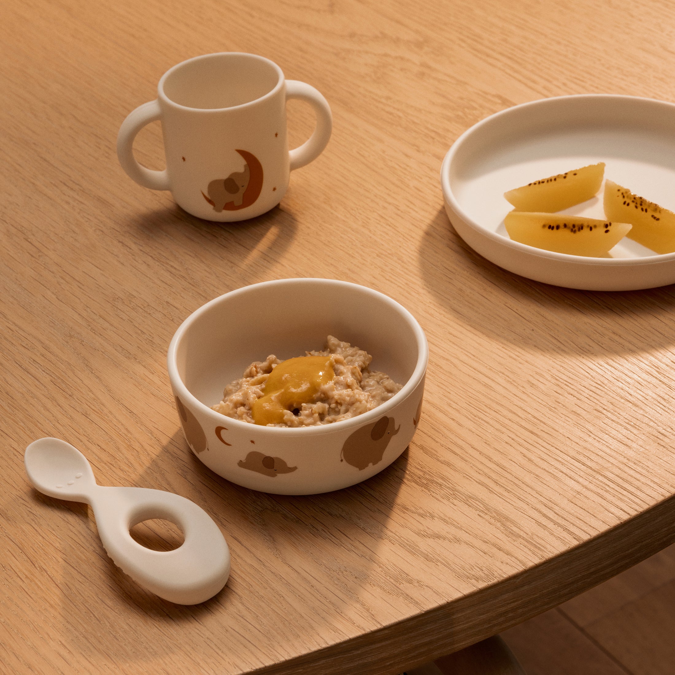 Herring & Bones - Concept Store Joyeux - LIEWOOD - Ensembles - Coffret de vaisselle en silicone "Vivi"