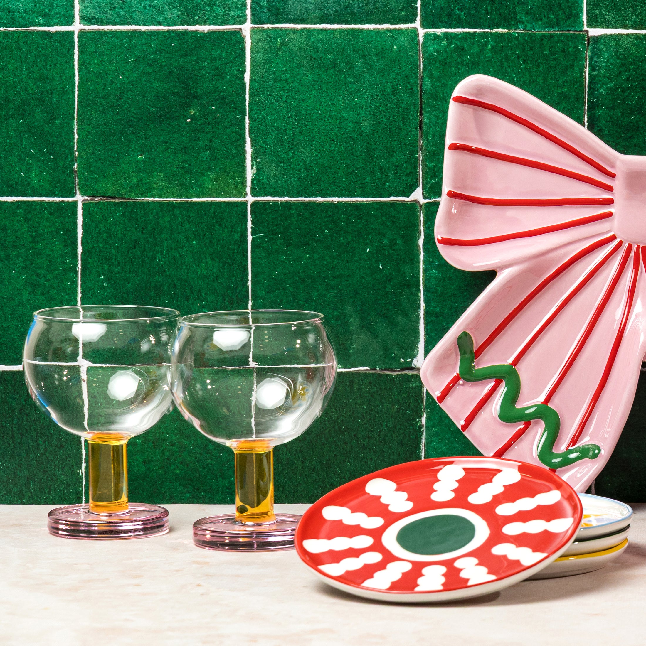 Herring & Bones - Concept Store Joyeux - &klevering - Plateaux - Assiette décorative "Ribbon"