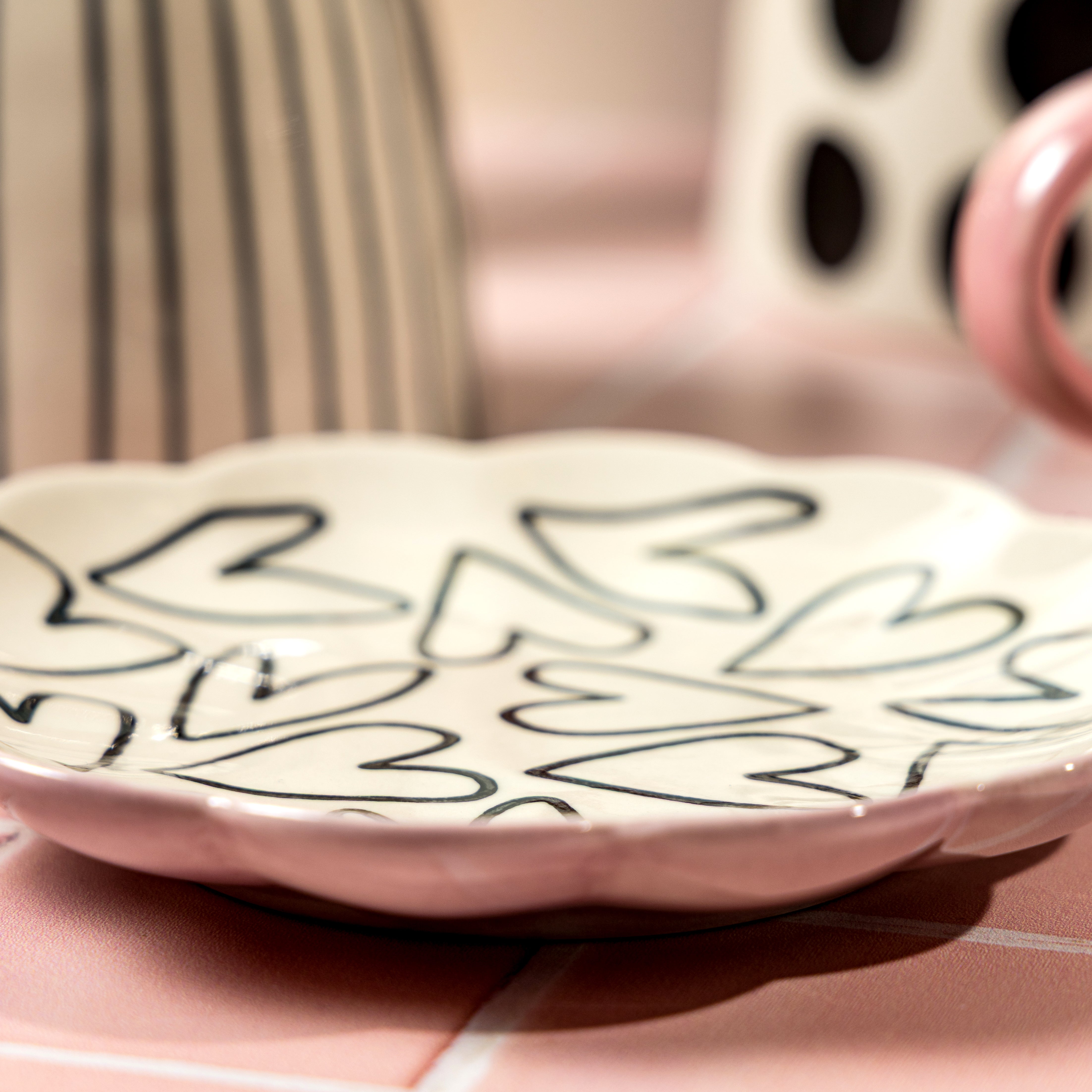 Herring & Bones - Concept Store Joyeux - Caroline Gardner - Plateaux - Petite assiette déco "Hearts"