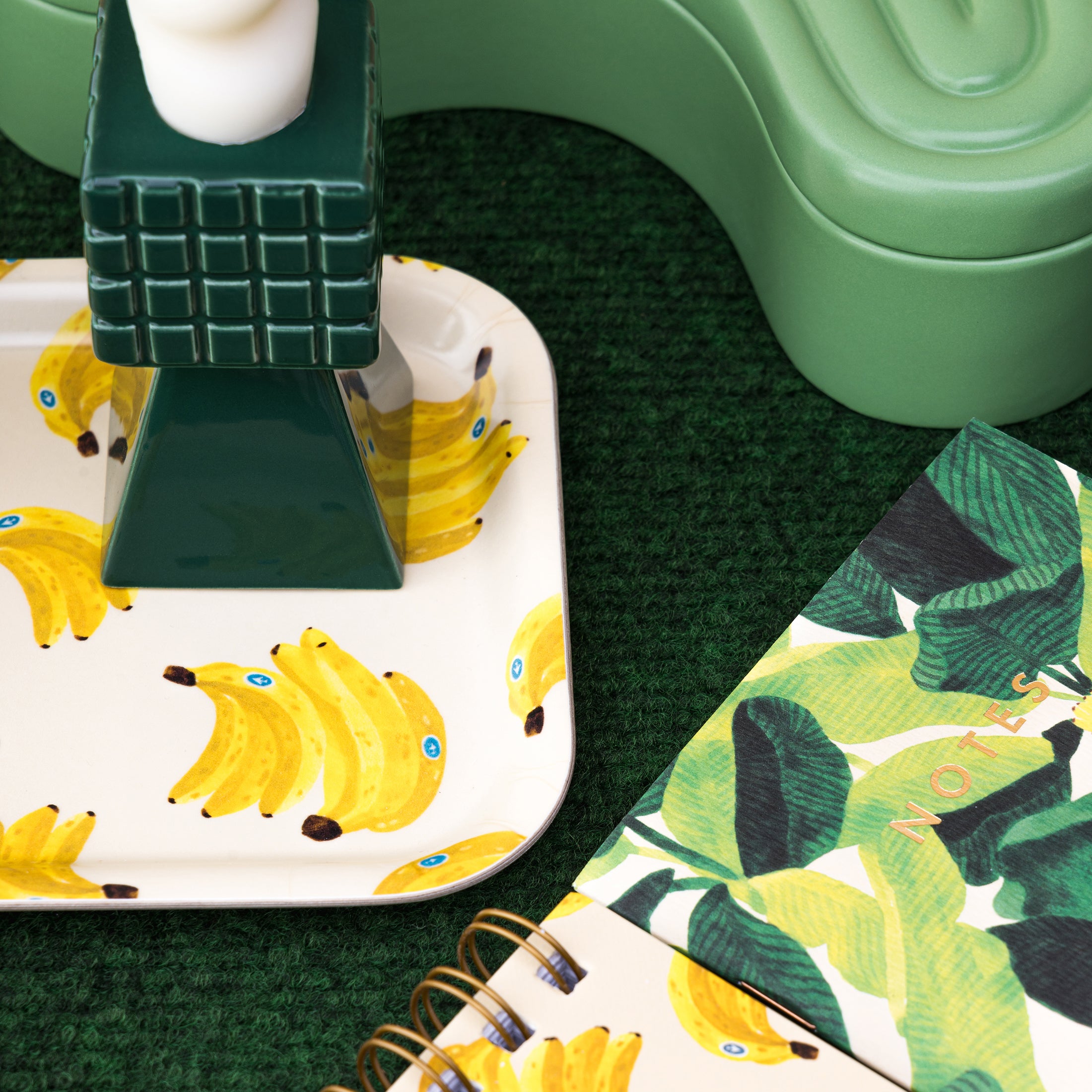 Herring & Bones - Concept Store Joyeux - All The Ways To Say - Plateaux - Petit plateau long "Bananas"